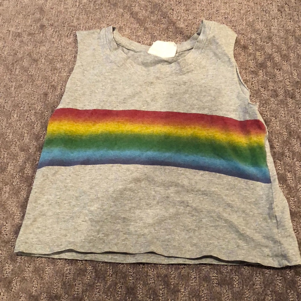 girls gray muscle tee with rainbow pattern